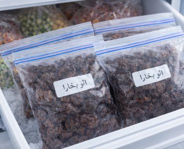 روش نگهداری آلو بخارا در فریزر: ماندگاری طولانی با طعم ثابت و طبیعی