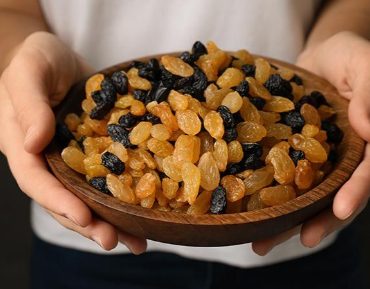 کشمش تیزابی؛ طلای سبز خراسان و راز ماندگاری‌اش